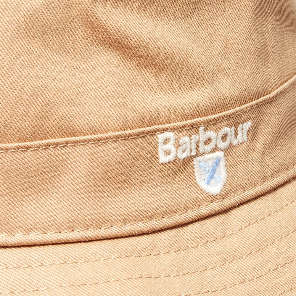 

Каскадная панама Barbour
