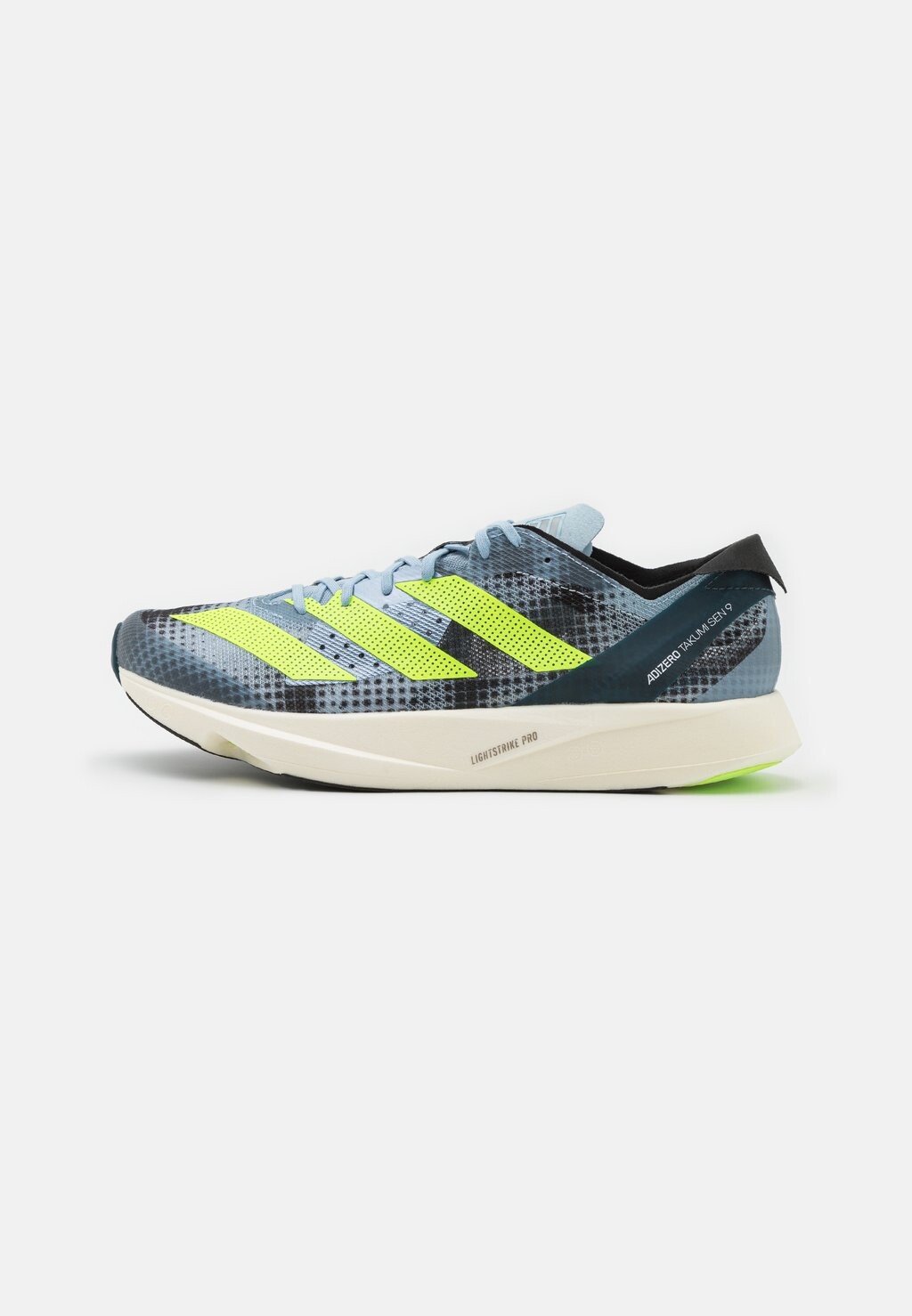 

Кроссовки Adidas