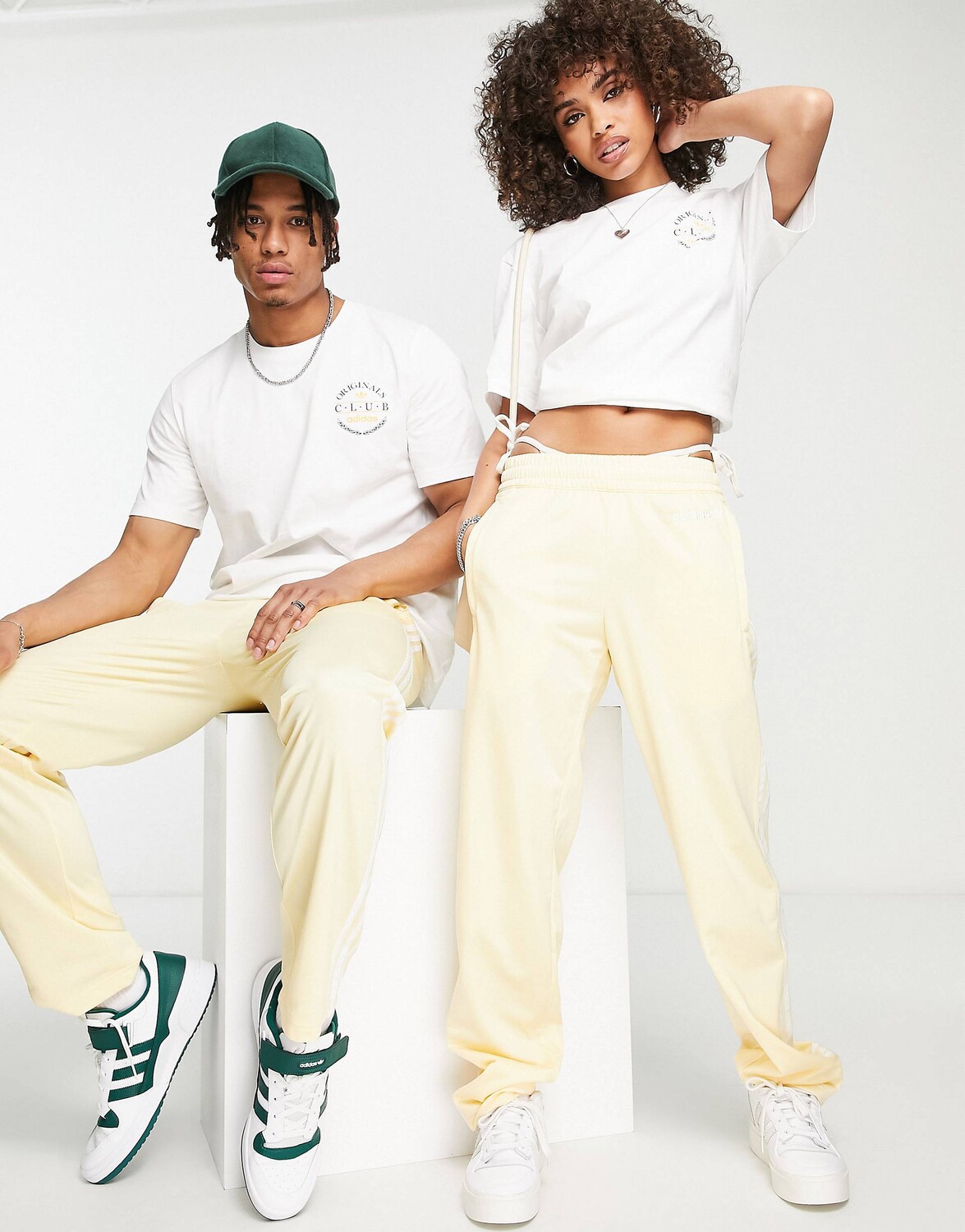 

Брюки спортивные Adidas Originals Sports Resort, желтый