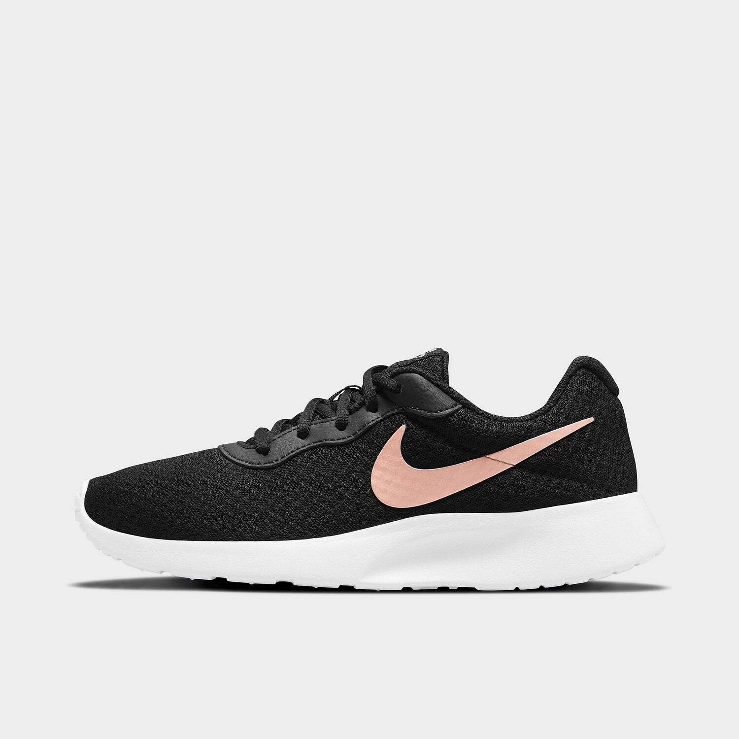 

Кроссовки Nike Tanjun, черно-розовый