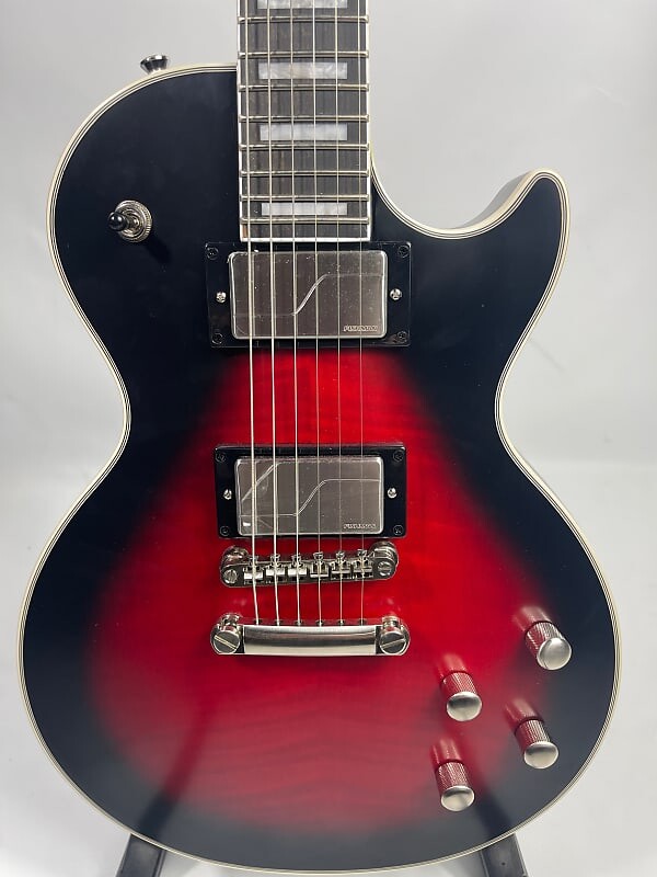 

Электрогитара Epiphone Les Paul Prophecy - Red Tiger Aged Gloss... Open Box Demo