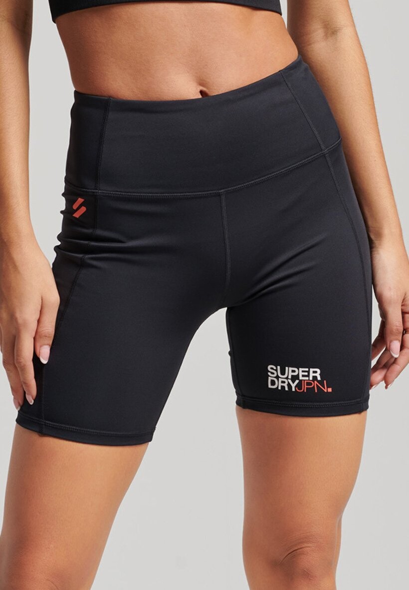 

Шорты Superdry