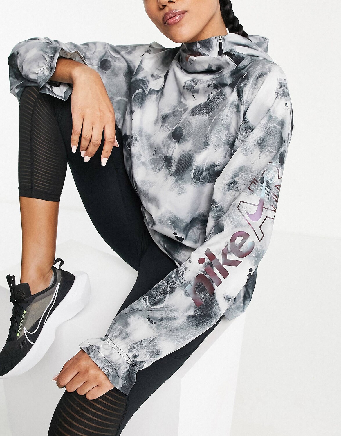 

Черная верхняя куртка Nike Air Running Dri-FIT