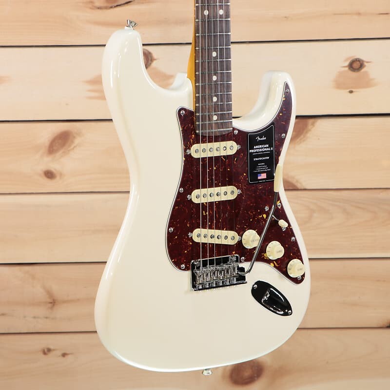 

Fender American Professional II Stratocaster — олимпийский белый — US22110846