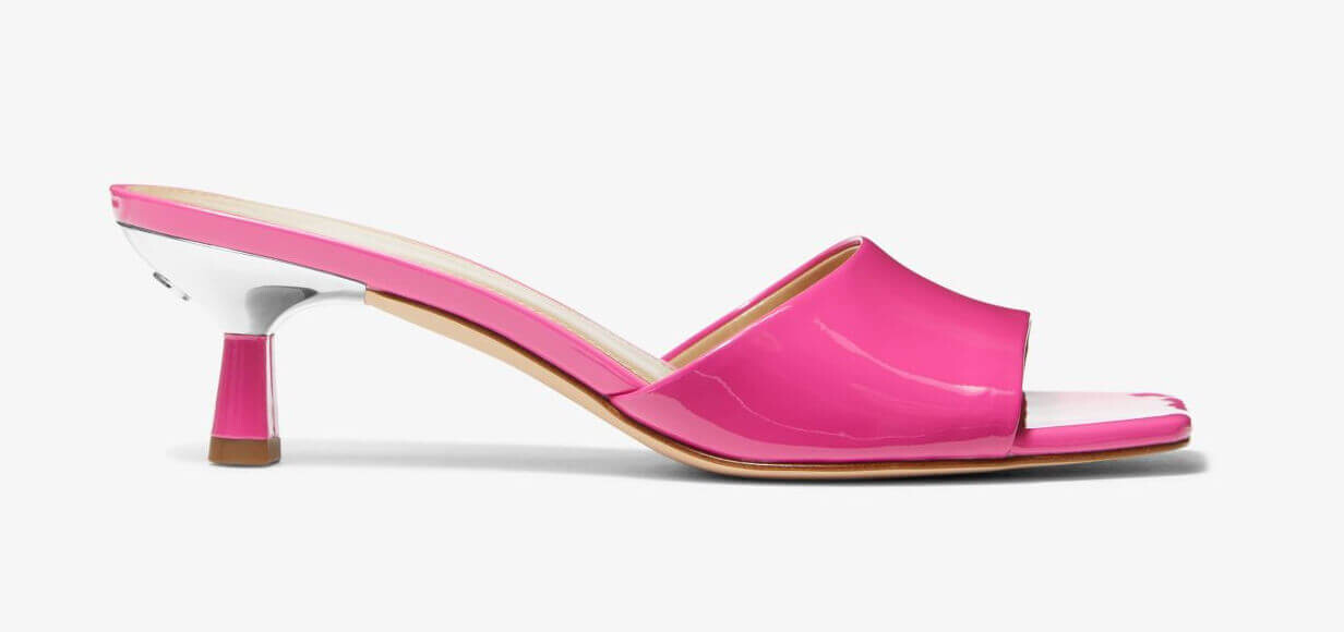 

Кожаные босоножки Michael Michael Kors Amal Patent Kitten, розовый/бежевый
