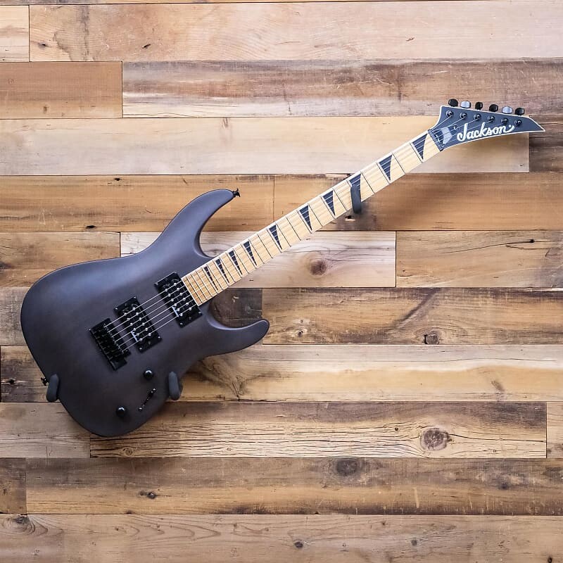 

Электрогитара Jackson JS Series Dinky Arch Top JS24 DKAM в цвете Black Stain JS Series Dinky Arch Top JS24 DKAM Electric Guitar in