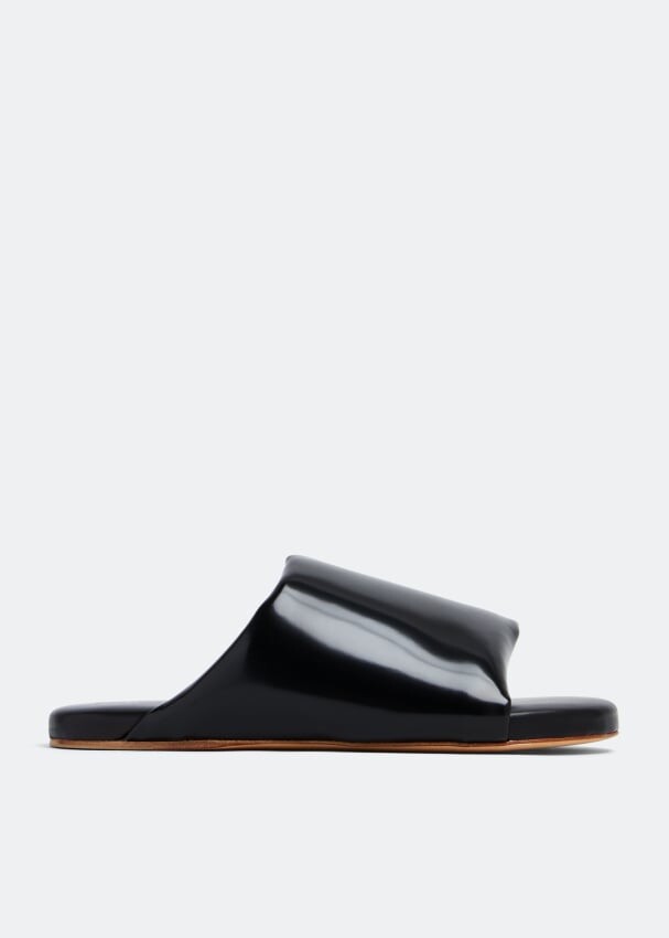 

Сандалии BOTTEGA VENETA Cushion mules, черный
