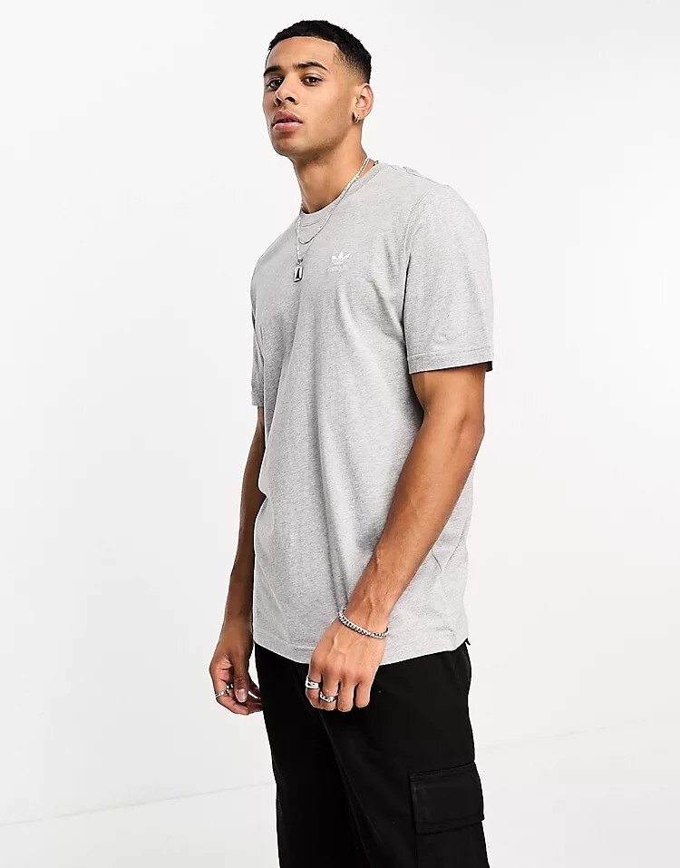 

Серая футболка adidas Originals Essentials, серый