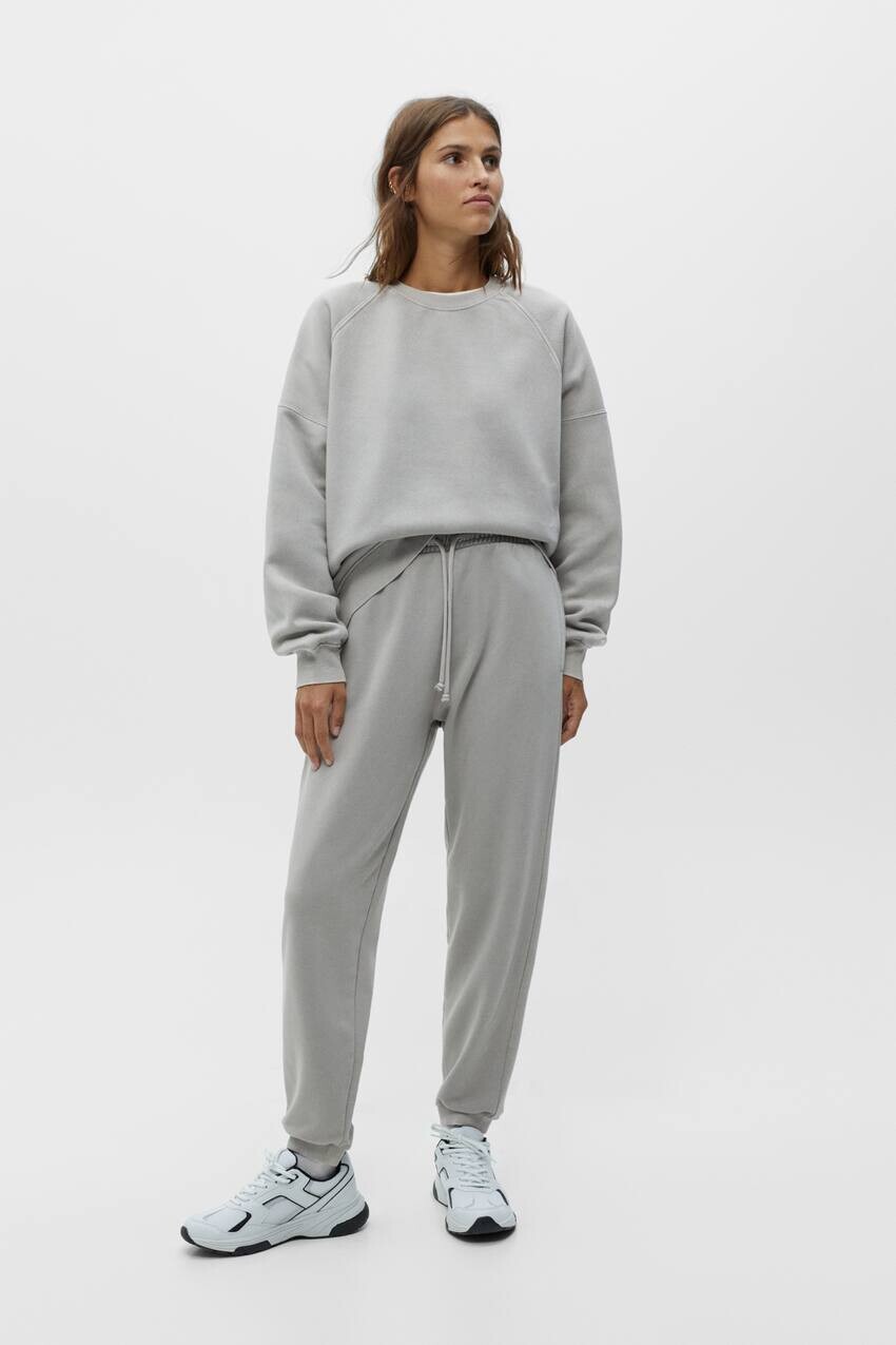 

Базовые выцветшие джоггеры Pull&Bear, жемчужно-серый