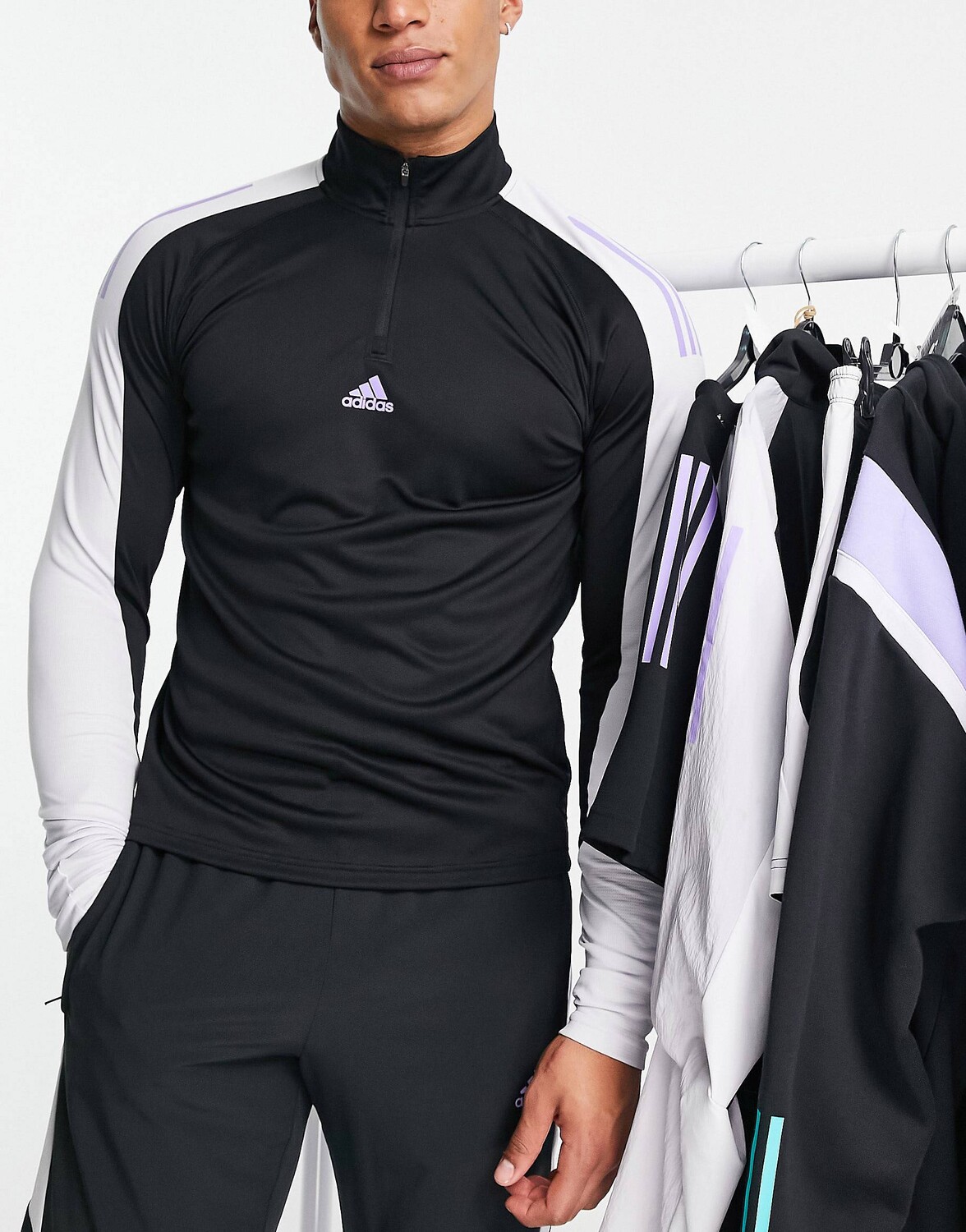 

Черный топ с длинными рукавами и молнией до половины adidas Training в стиле колор-блок