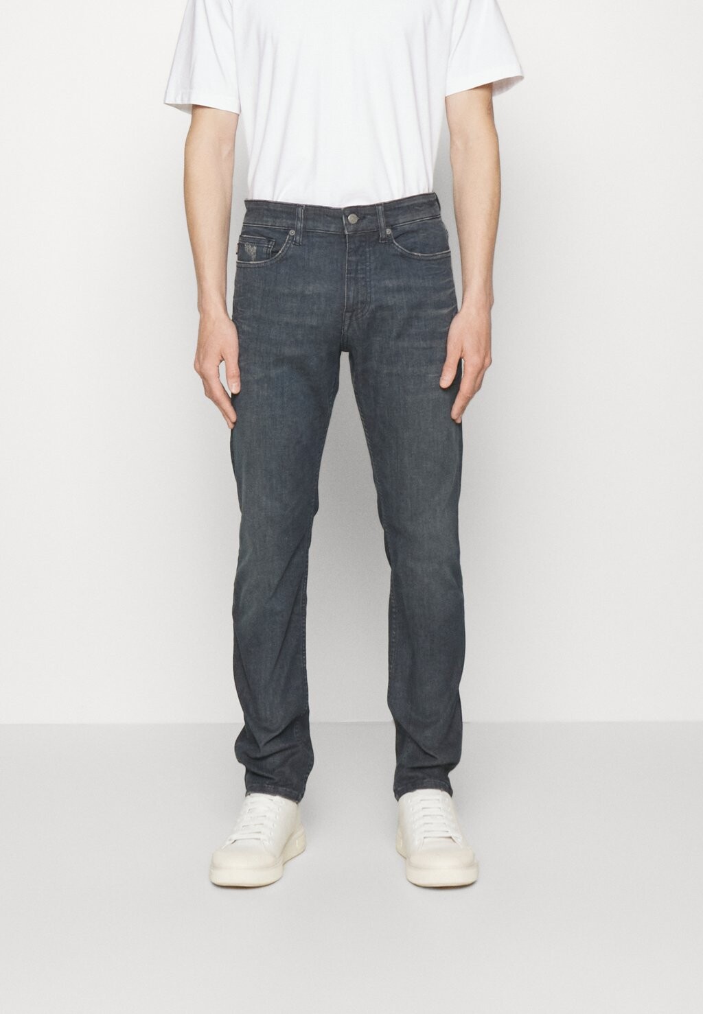 

Джинсы Slim fit BOSS