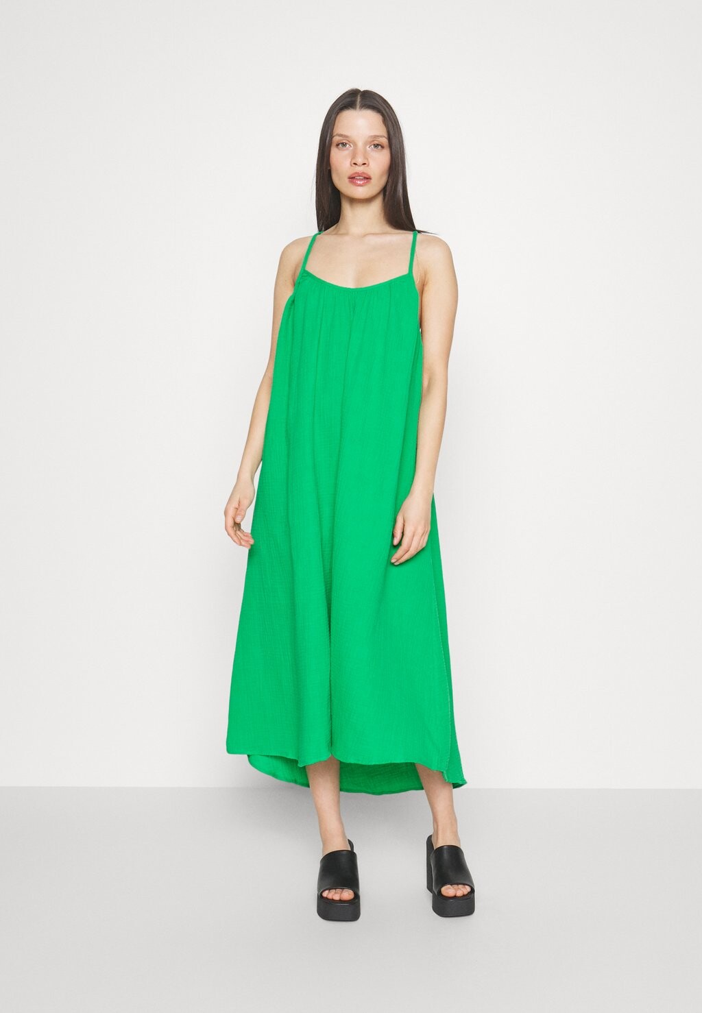

Длинное платье Vero Moda, зеленый