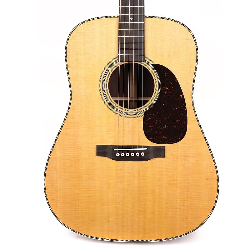 

Акустическая гитара Martin HD-28 Dreadnought Acoustic Guitar Natural