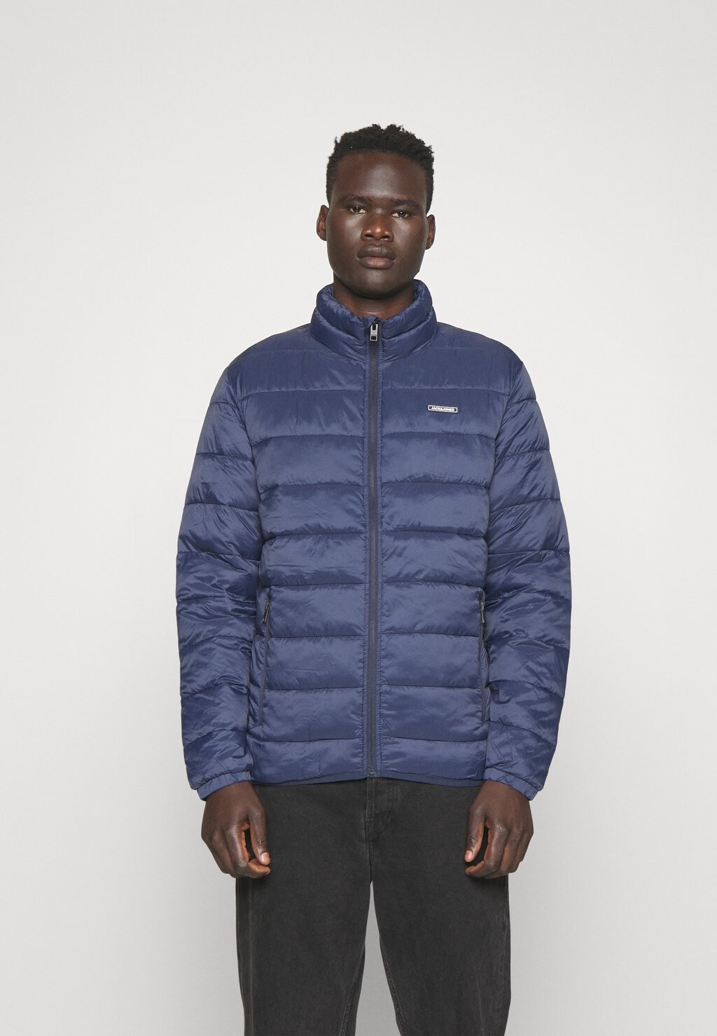 

Зимняя куртка Jack & Jones JJVINCENT PUFFER COLLAR JACKET, цвет navy blazer