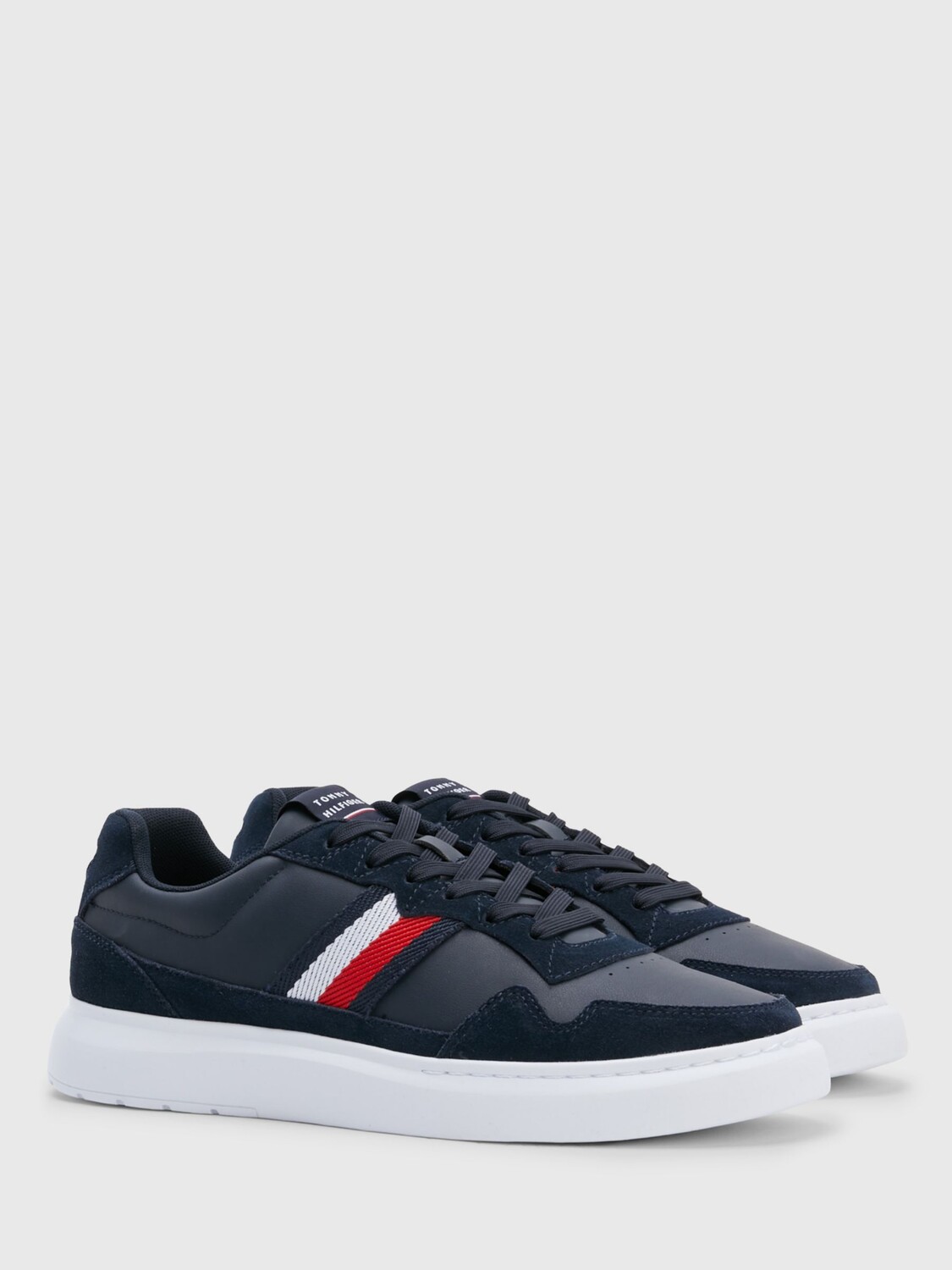 

Легкие низкие кожаные кроссовки Tommy Hilfiger, пустынное небо