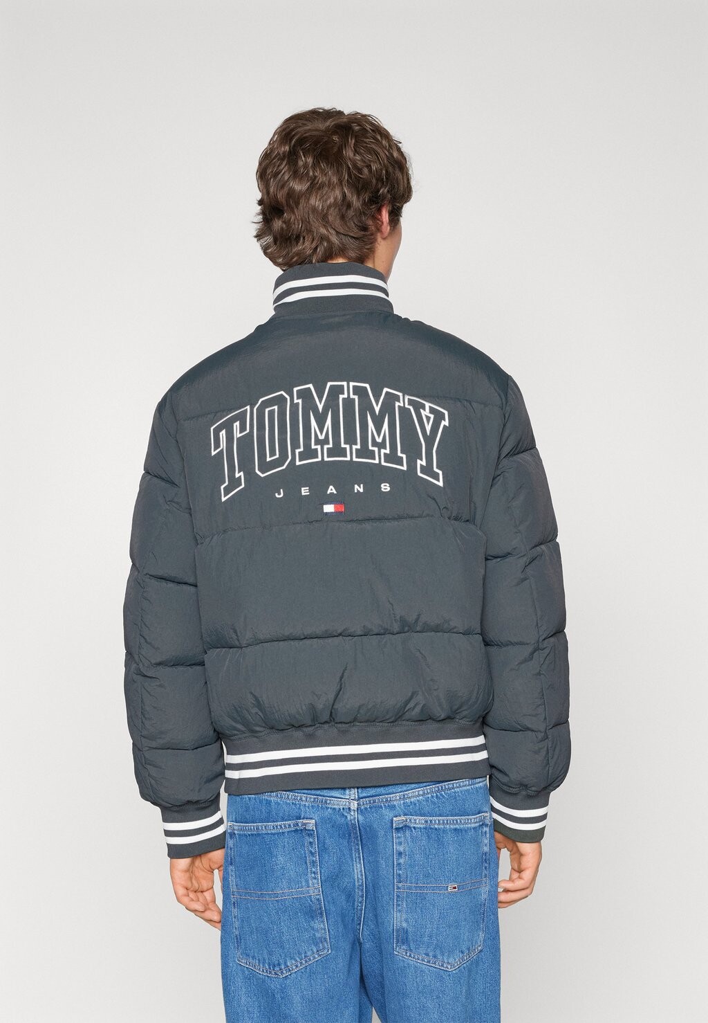 

Зимняя куртка VARSITY TRANSITIONAL PUFFER Tommy Hilfiger, антрацит