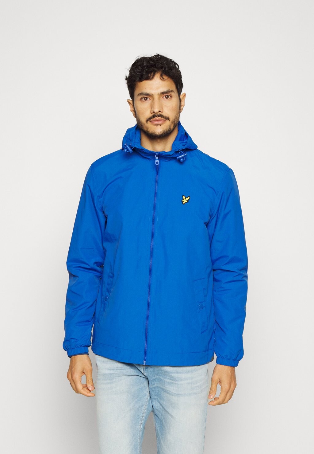 

Легкая куртка Lyle & Scott