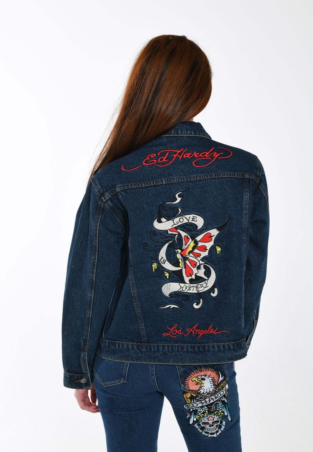 

Джинсовая куртка Ed Hardy