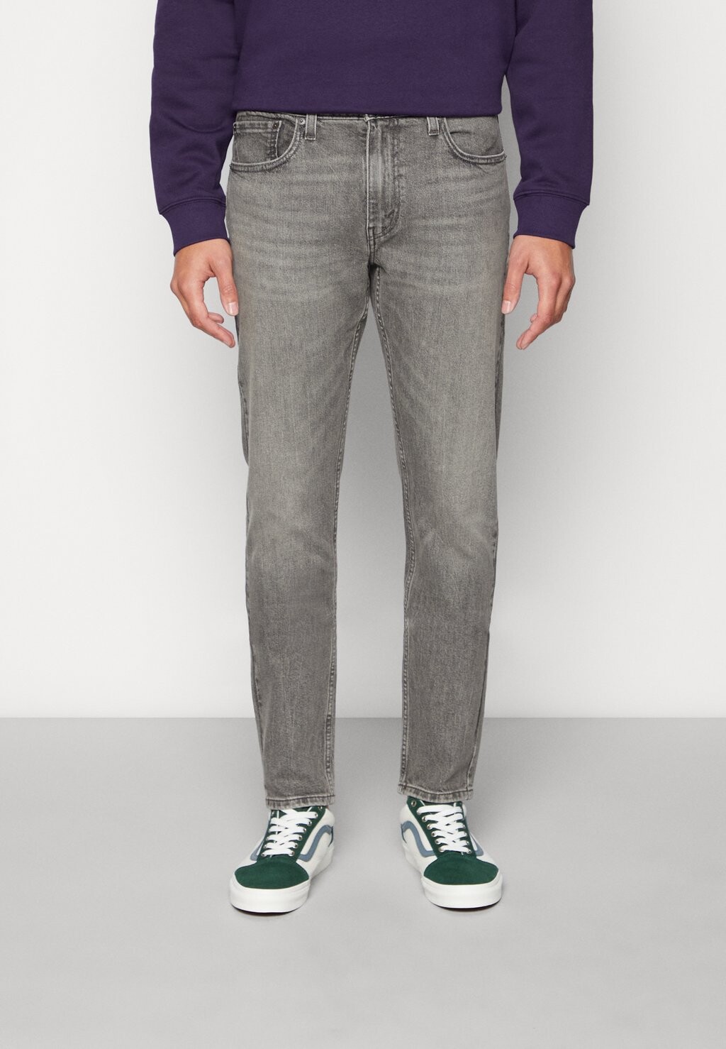 

Зауженные джинсы Levi's