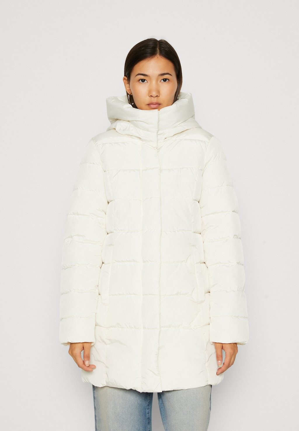 

Куртка ONLY ПУХОВИК ONLNEWLINA, цвет eggnog