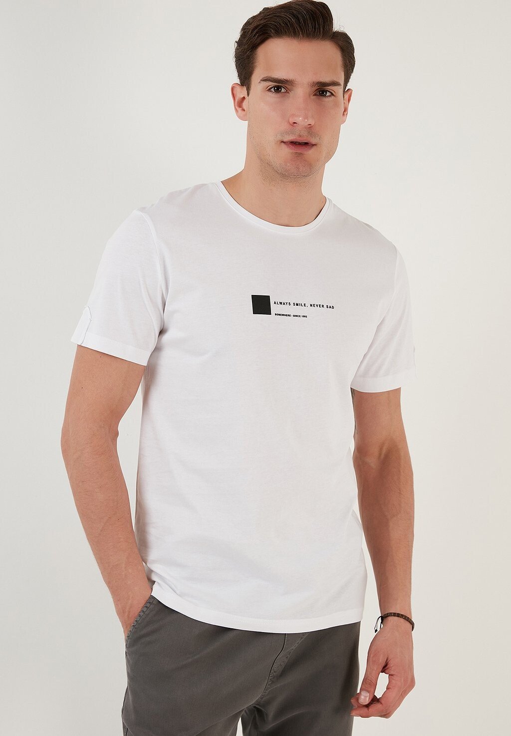 

Футболка с принтом REGULAR FIT Buratti, цвет white
