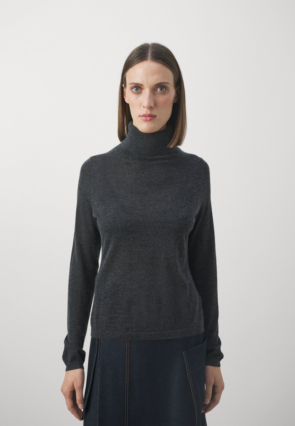 Свитер РОЛЛНЕК FTC Cashmere, темно-серый кашемировый свитер ftc cashmere экру