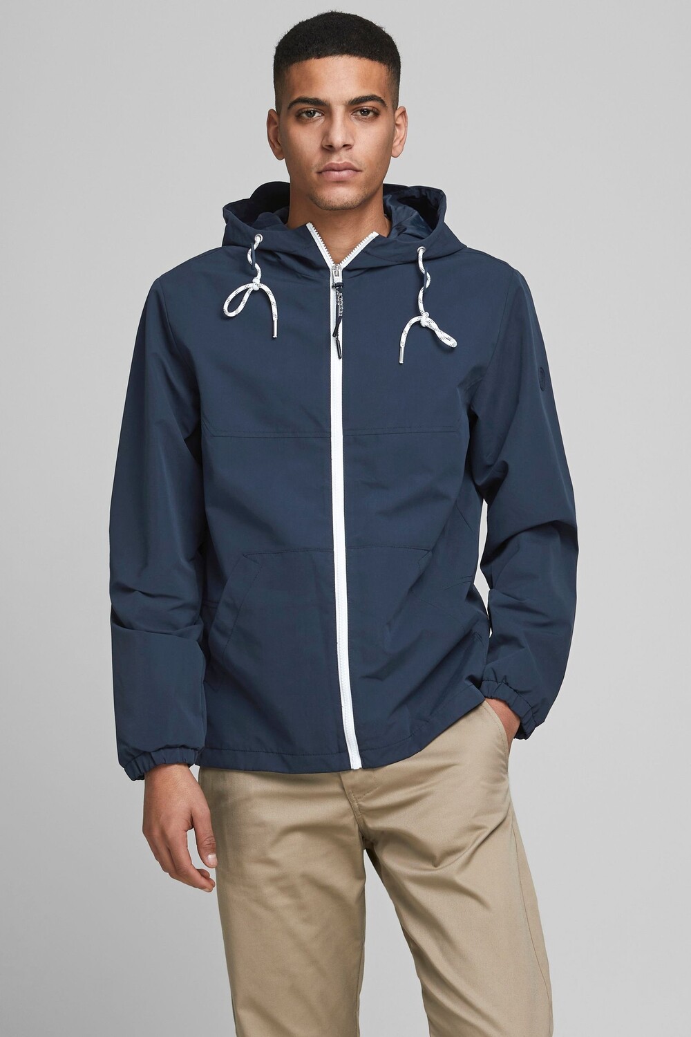 

Легкая куртка Jack & Jones с капюшоном JACK & JONES, синий