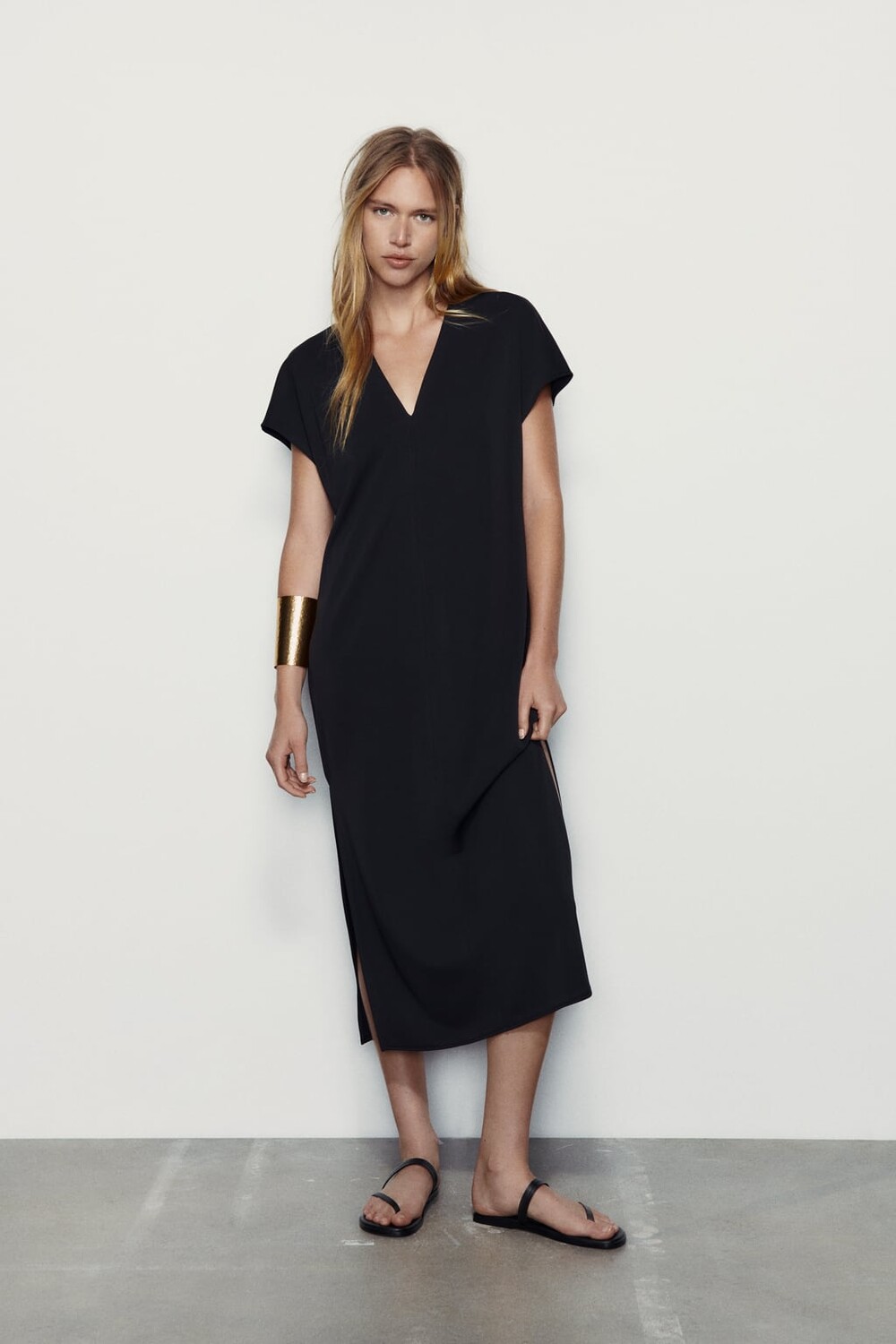 

Платье-туника с вырезами ZARA, черный
