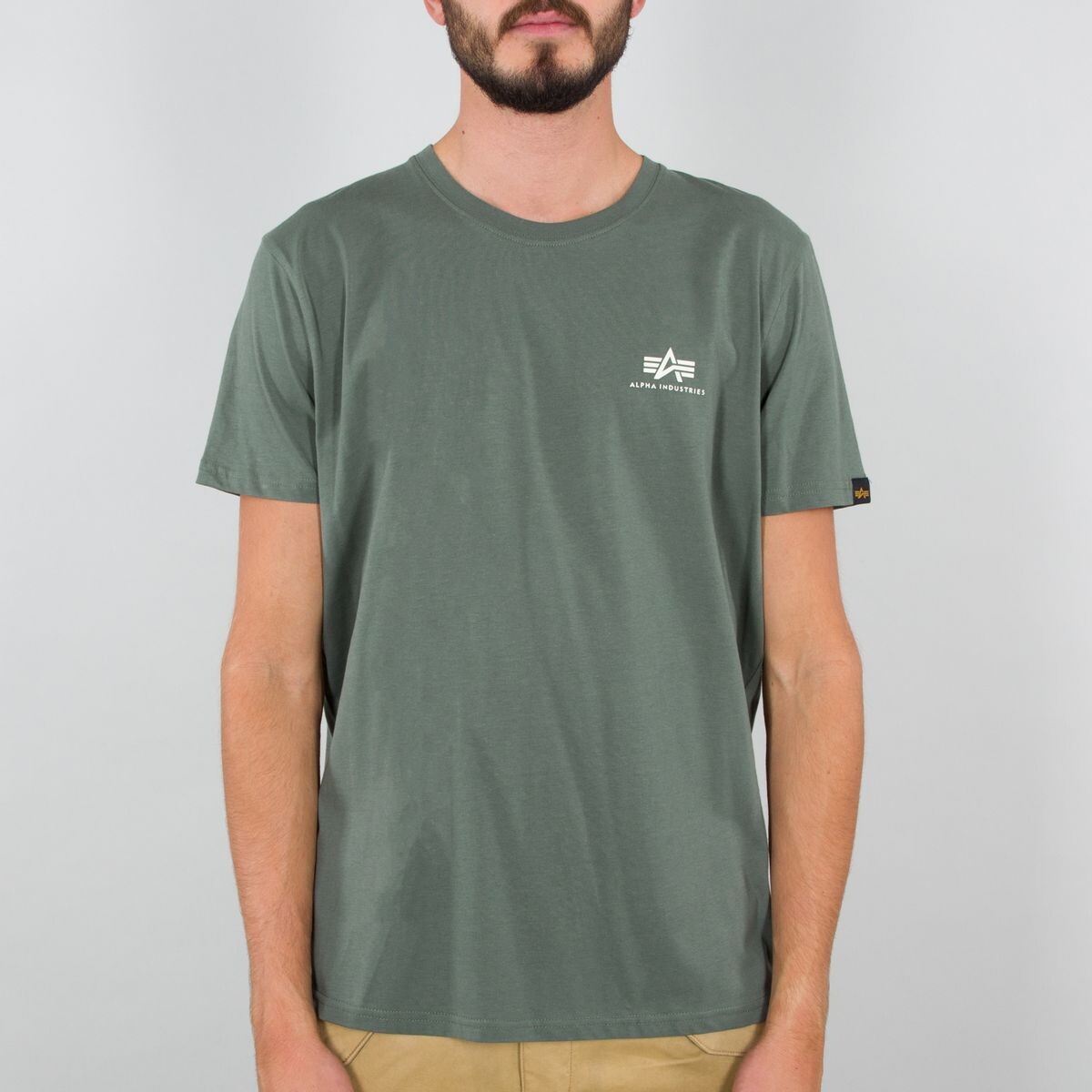 

Футболка Alpha Industries Basic T Small Logo, зеленый