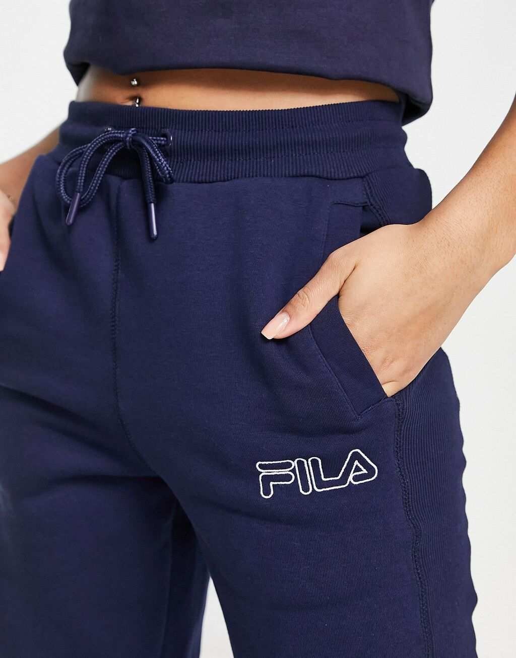 Спортивные штаны Fila женские трехцветные