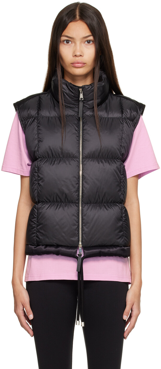 

Moncler Genius Moncler x 1952 Черный пуховик Kart