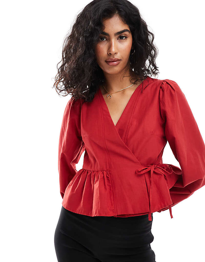 

Красный топ с длинными рукавами и запахом ASOS DESIGN