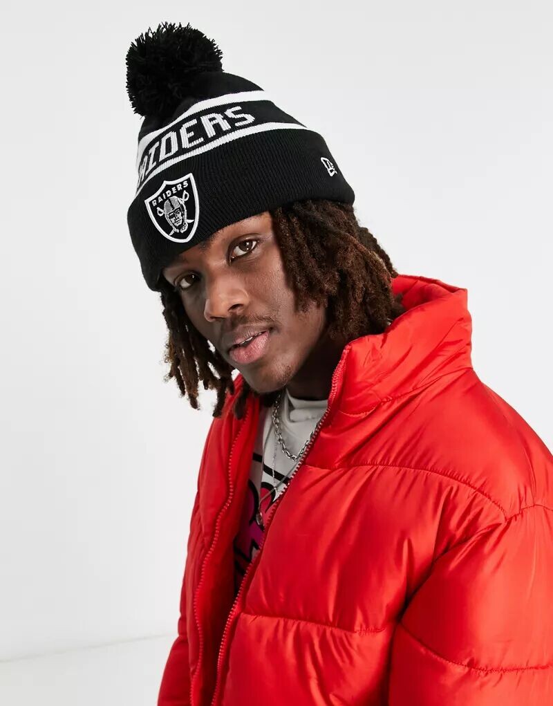 

Черная кепка с помпоном New Era Las Vegas Raiders