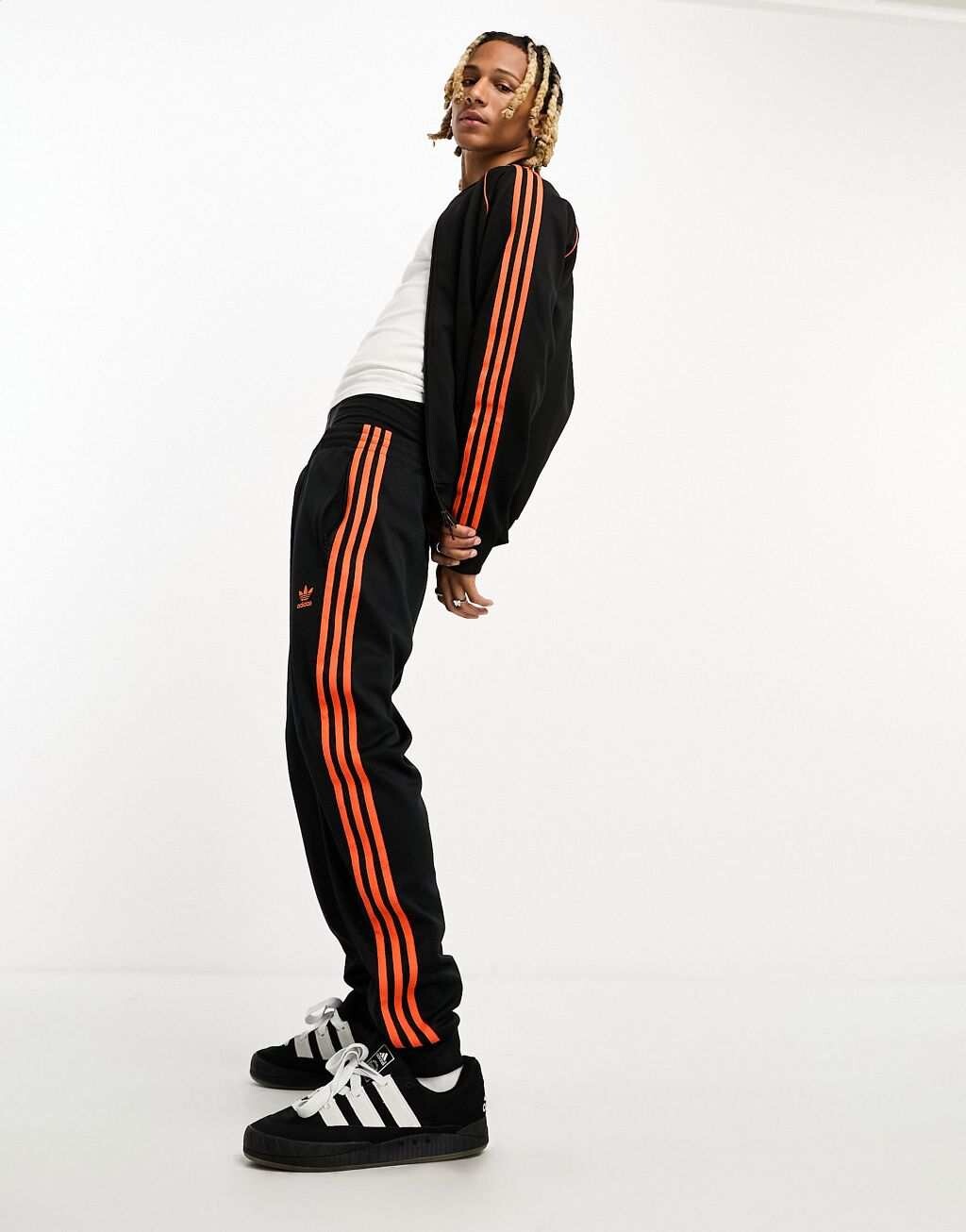 

Черные спортивные брюки adidas Originals adicolor