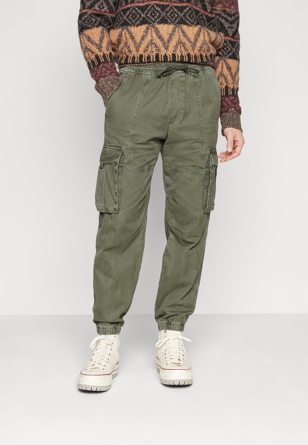 

Брюки карго Abercrombie & Fitch, СОСНА