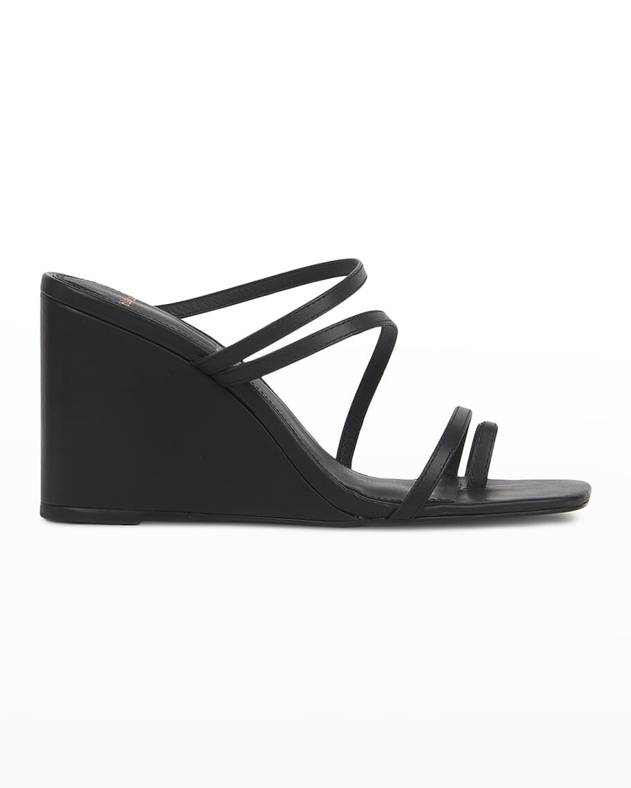 

Сандалии Фиби Black Suede Studio