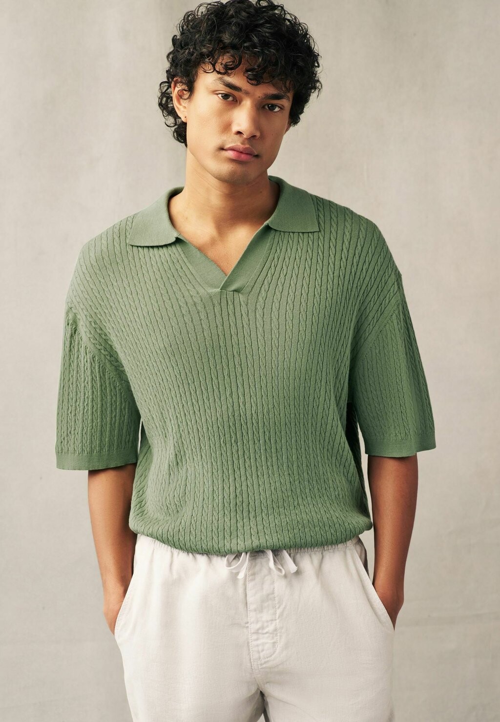 

Вязаный свитер SHORT SLEEVE MINI CABLE TROPHY Next, цвет green