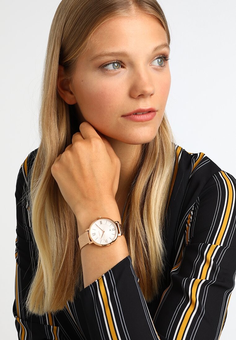 

Часы Fossil