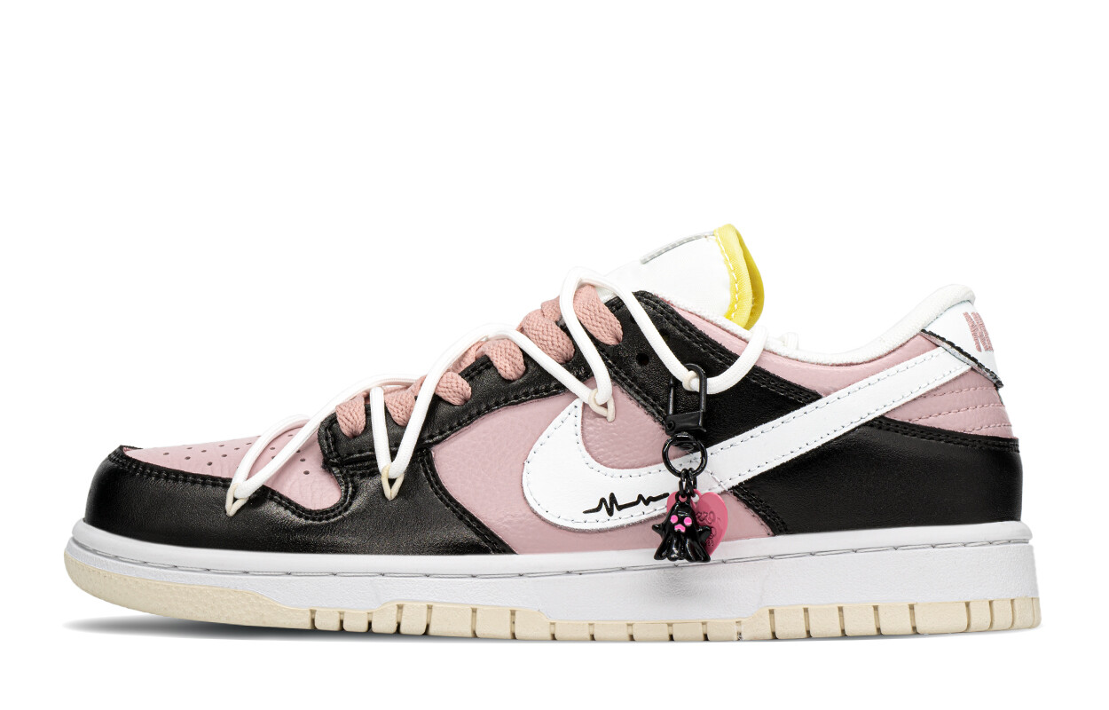 

Кроссовки Nike Dunk Skateboarding Shoes Women's Low-top Black/pink, черный/розовый