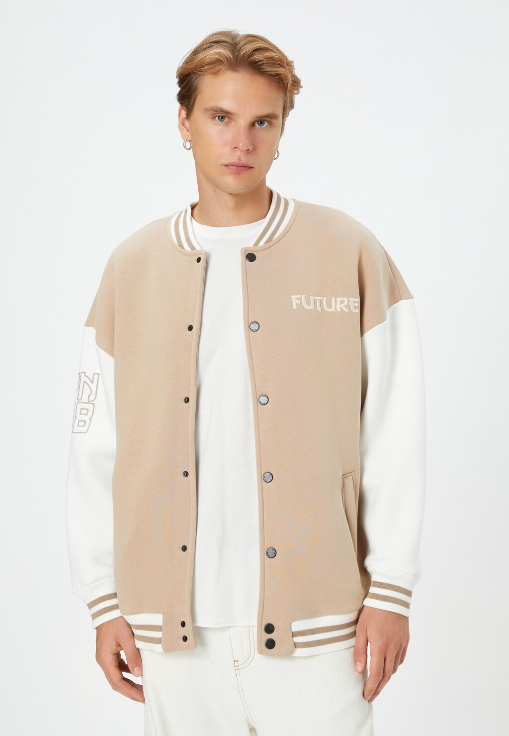 

Куртка-бомбер Neck Embroidered Snap Buttoned Varsity Koton, бежевый