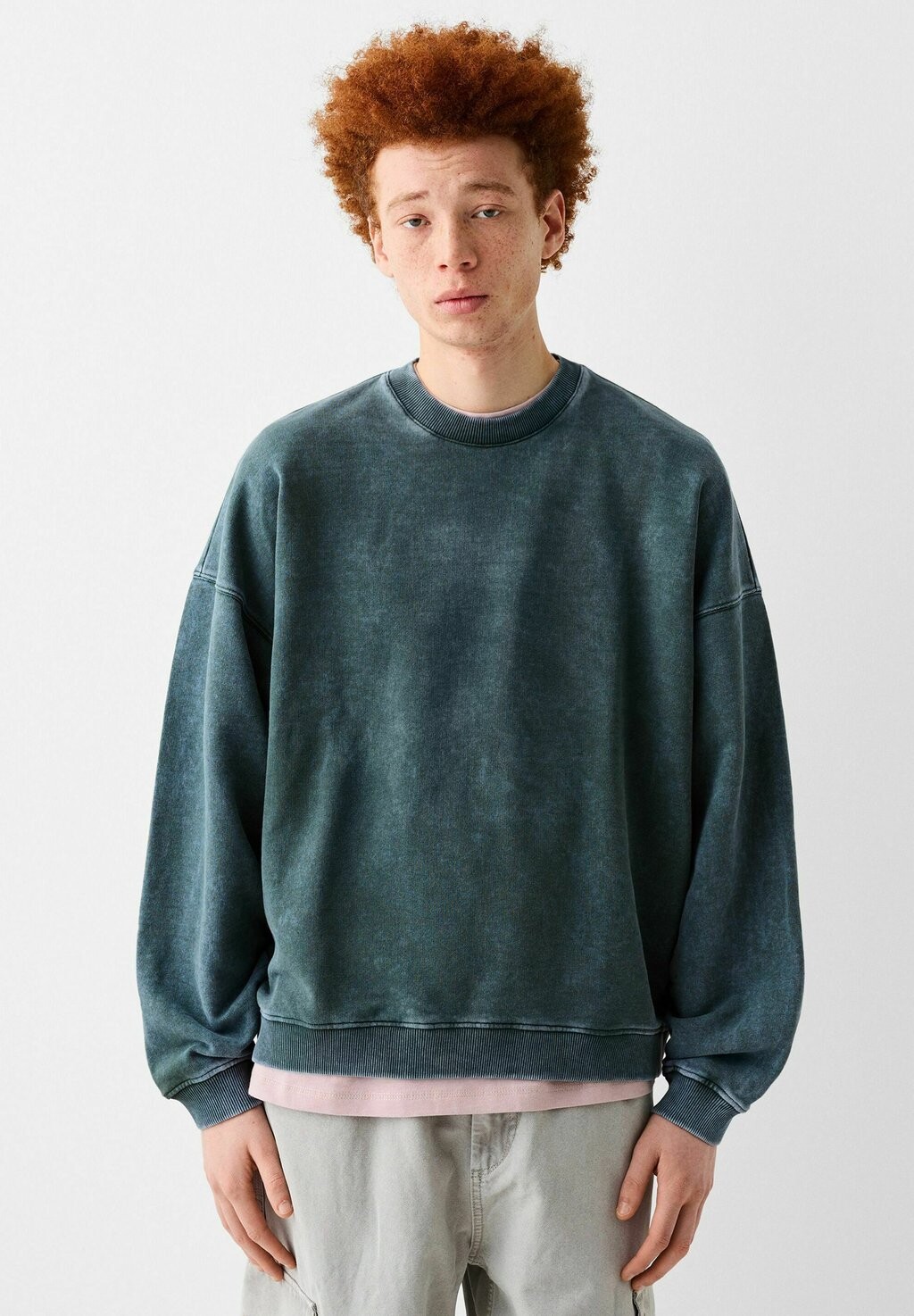 

Толстовка FADED-EFFECT Bershka, цвет evergreen