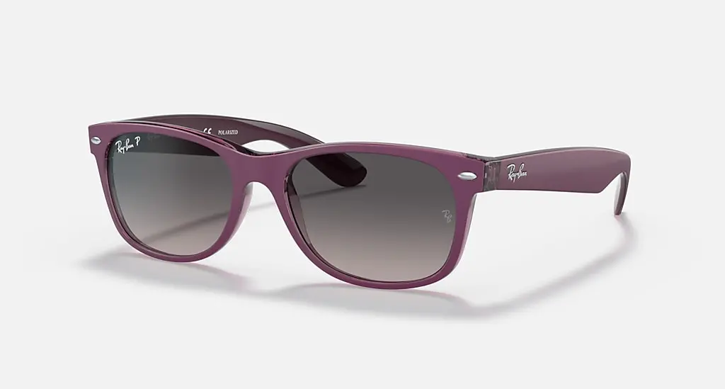 

Солнцезащитные очки Ray-Ban NEW WAYFARER CLASSIC, серый