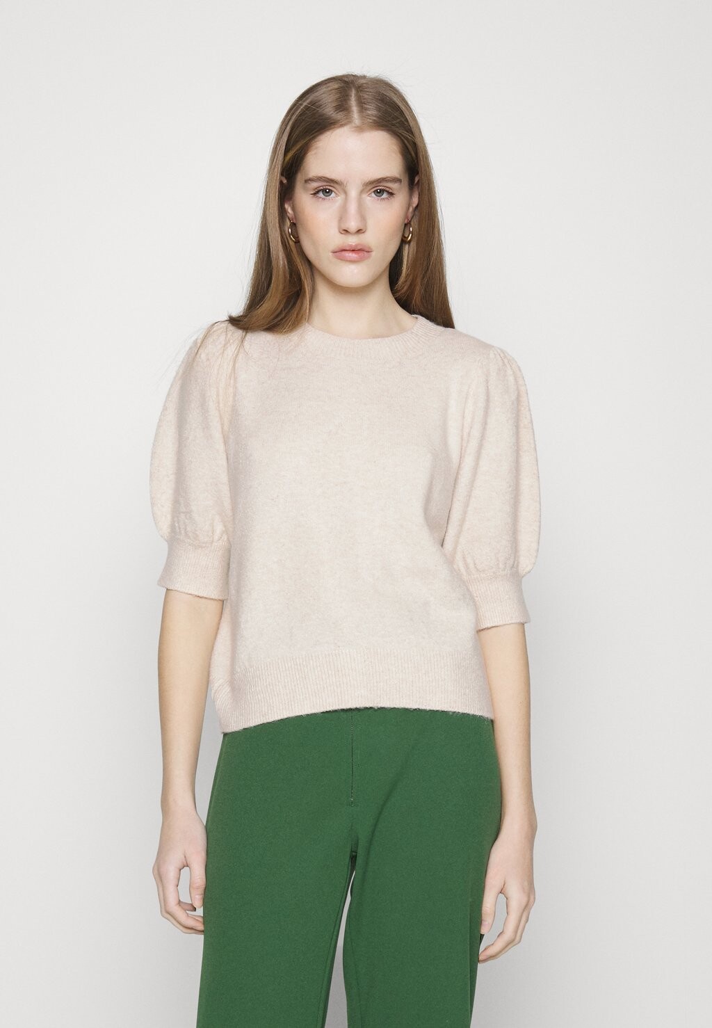 

Базовая футболка Vero Moda