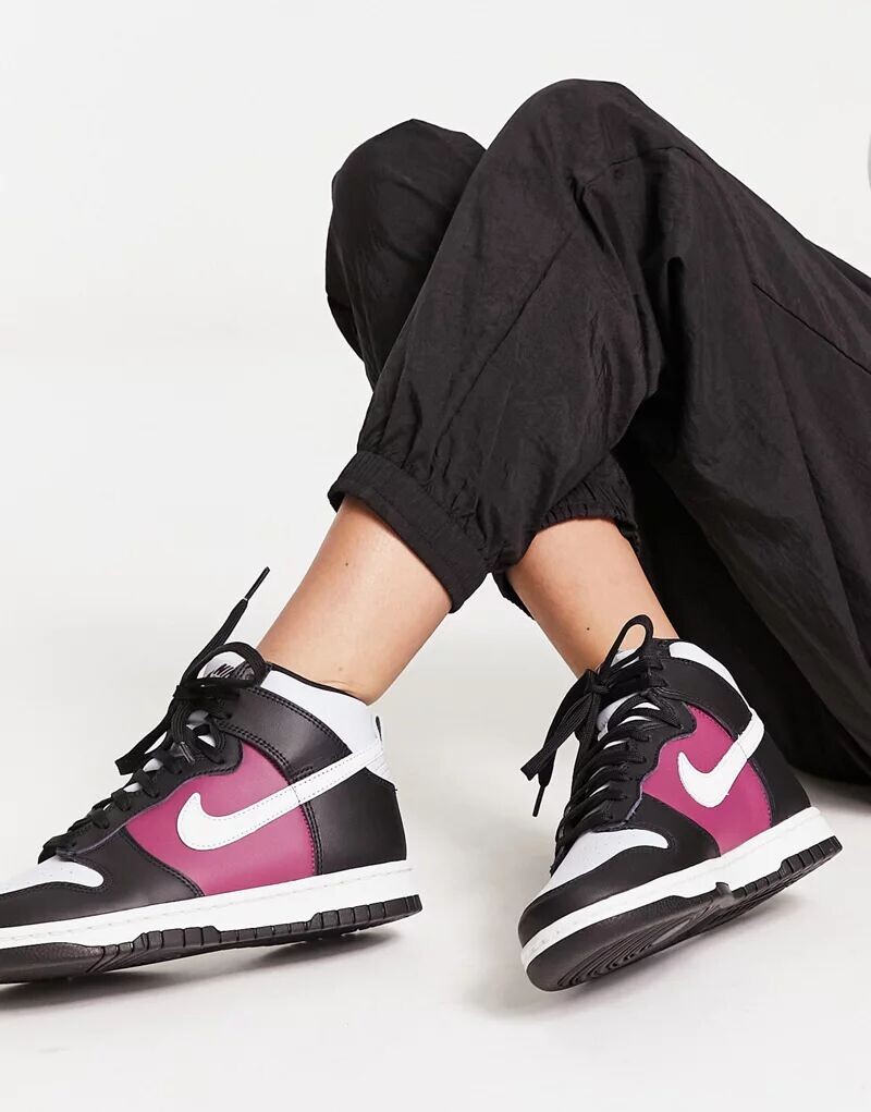 

Кроссовки Nike Dunk High черного цвета и палисандра