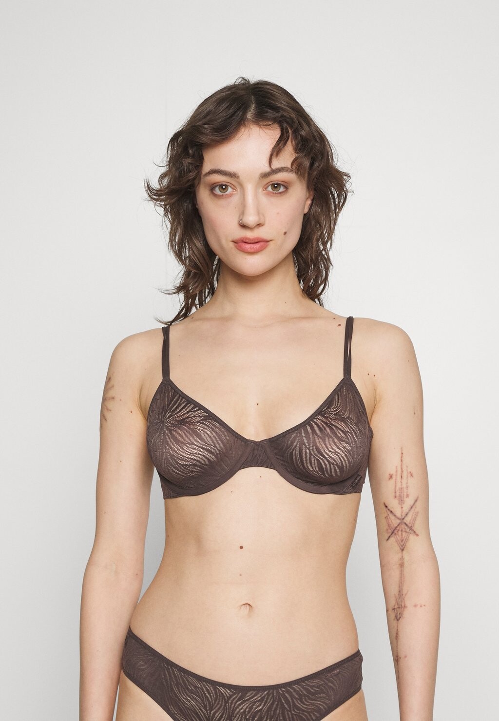 

Бюстгальтер на косточках Calvin Klein Underwear