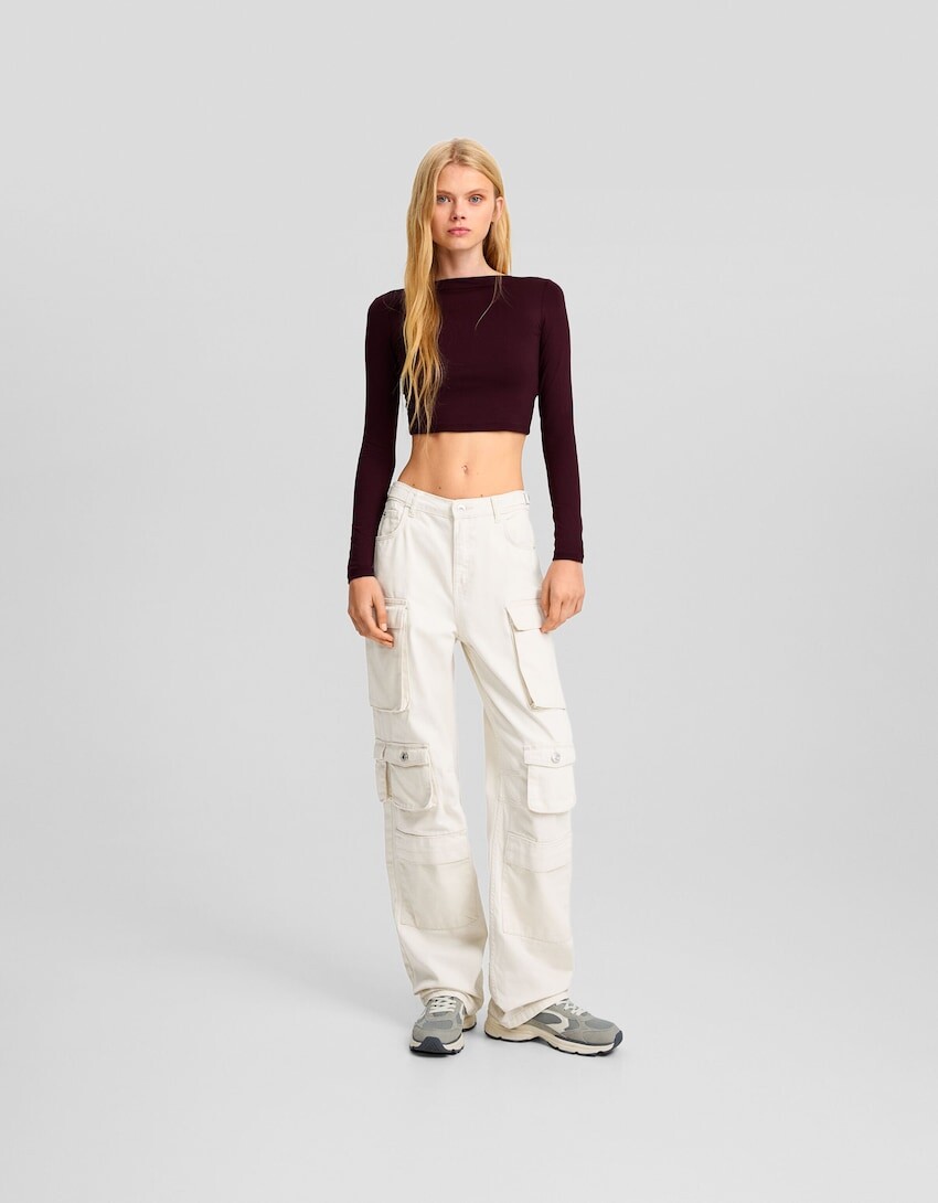 

Брюки-карго из саржи с множеством карманов Bershka, экрю