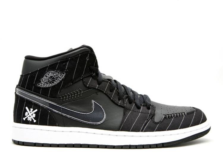 

Кроссовки AIR JORDAN 1 RETRO 'BARONS - AWAY', черный