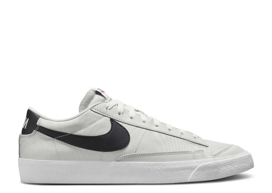 

Кроссовки Nike Blazer Low, цвет Light Bone Black