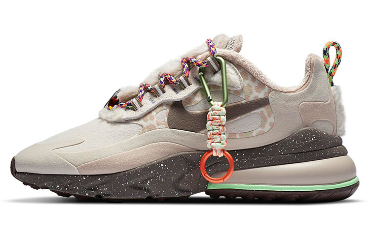 

Женские кроссовки Nike Air Max 270 React бежевый/белый/серый