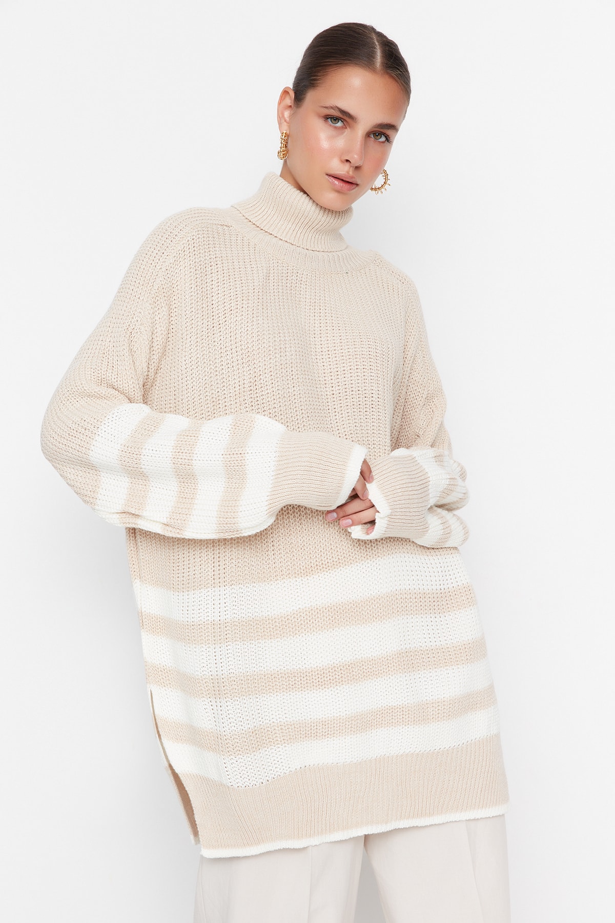 Свитер - Бежевый - Oversize Trendyol, бежевый свитер размер oversize 40 50 бежевый